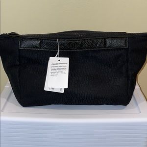 Lululemon Travel Easy Kit